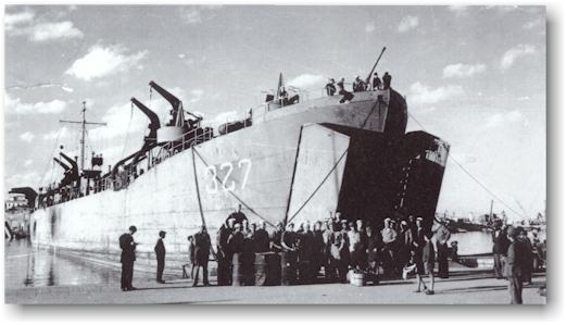LST327a1.jpg (27573 bytes)