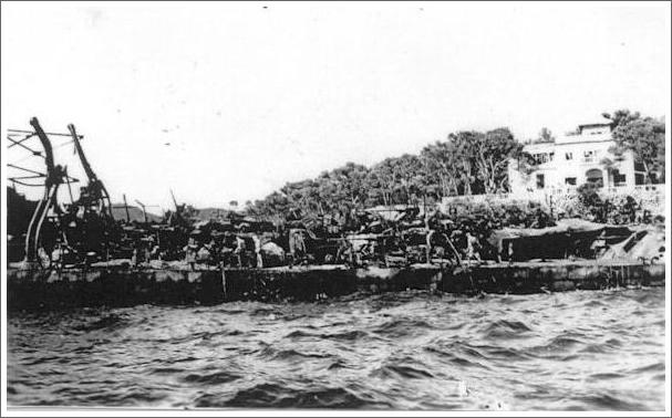 LST282_sunk_France.jpg