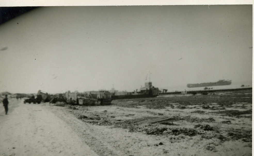 LST327_JJDenis_50.jpg