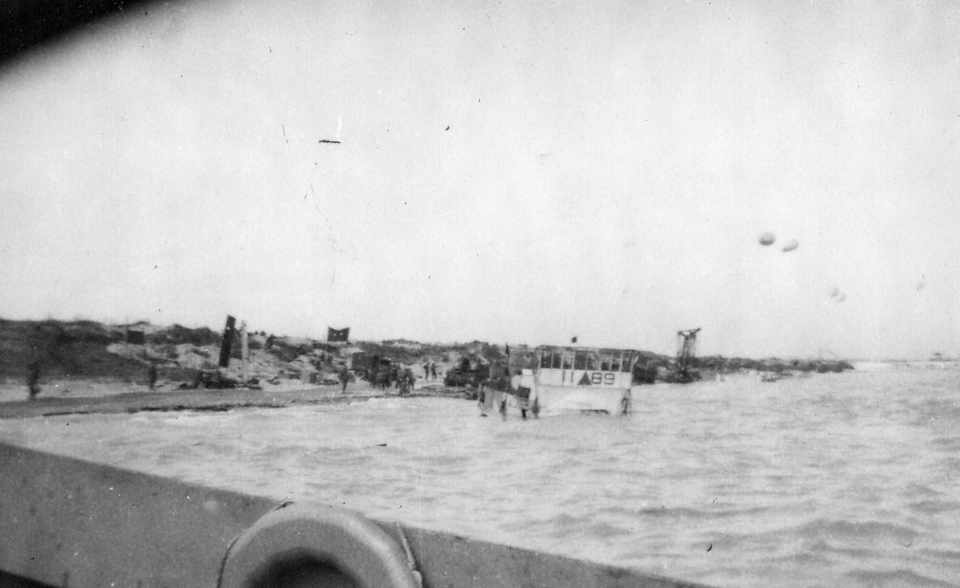LST327_JJDenis_51.jpg