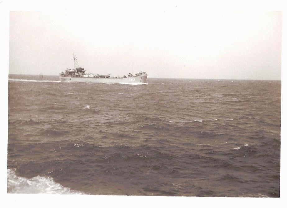 E_Williams_BM1_Sister_Ship_USS_Middlesex_County.jpg