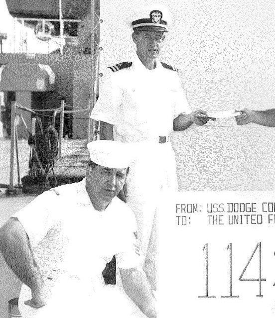 FP_Kelly_Commanding_Officer_-_LST722_fund_drive.jpg