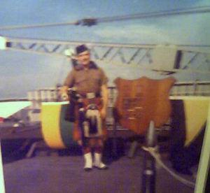 lst722_a03.jpg lst722_a03.jpg