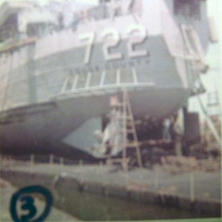 lst722_a19_in_Drydock.jpg