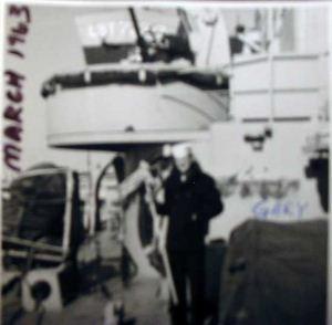 lst722_b05.jpg